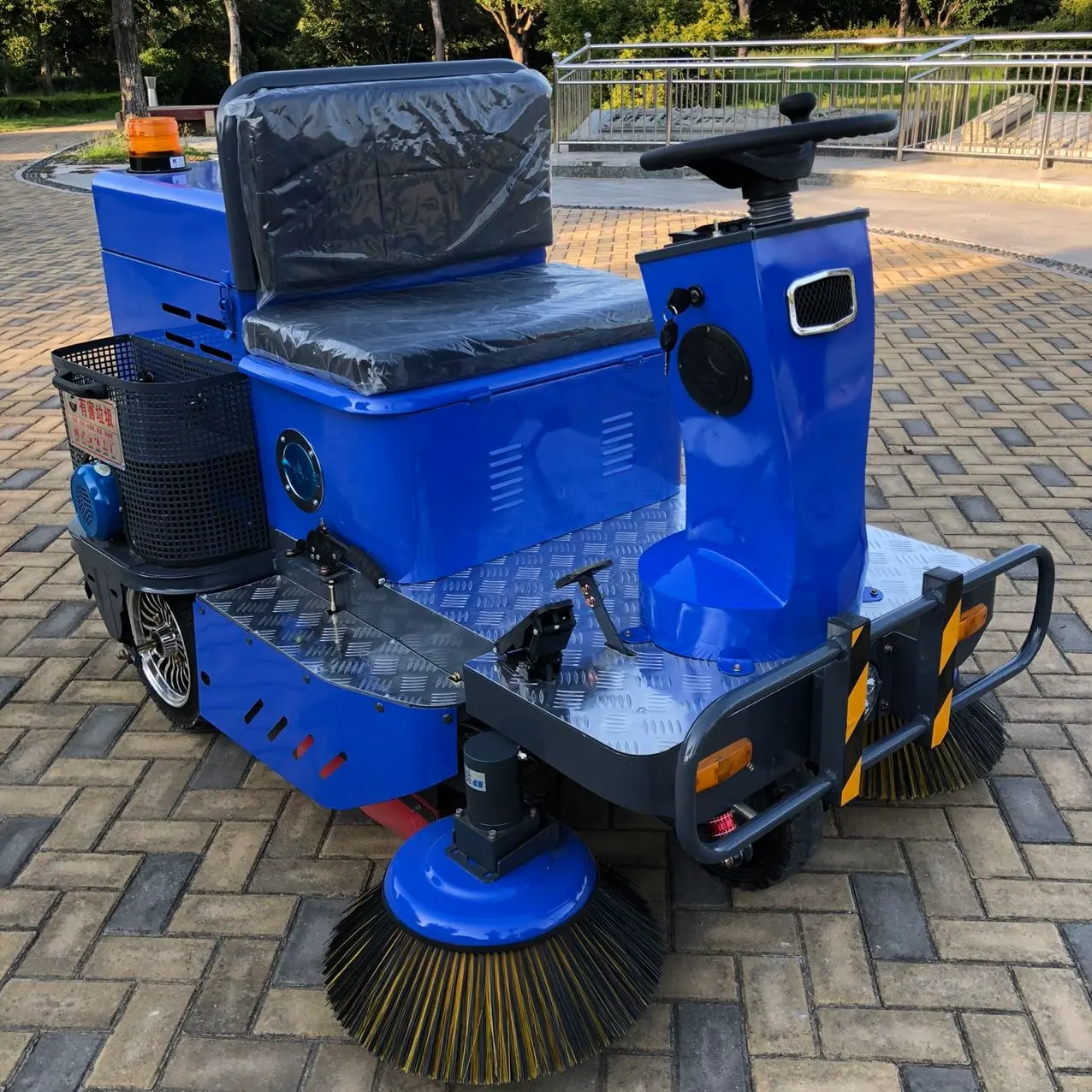 Small Floor Sweeper for Sale-blue