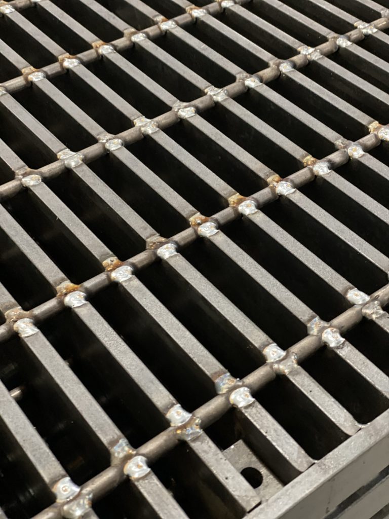 Heavy-Duty Steel Grating: Detailed Overview and Specifications