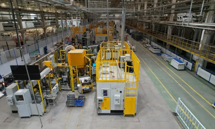 Automated welding production line for automotive shock absorbers