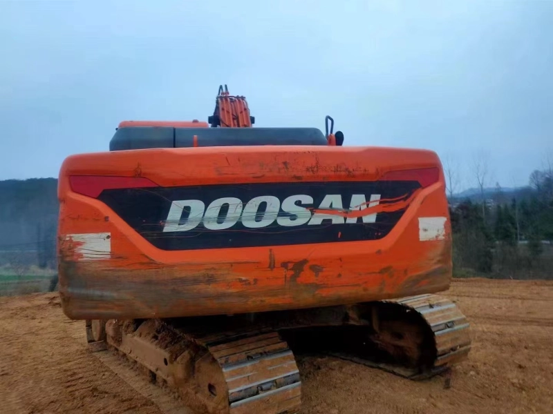 Used Doosan215 excavator2