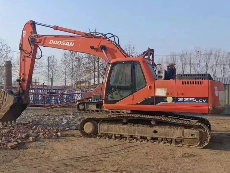 Used Doosan225LC excavator3