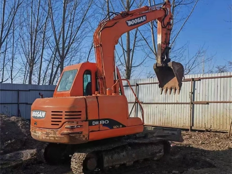 Used Doosan80 excavator