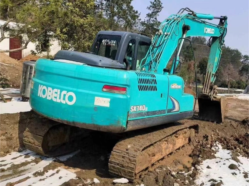 Used Kobelco140 excavator3