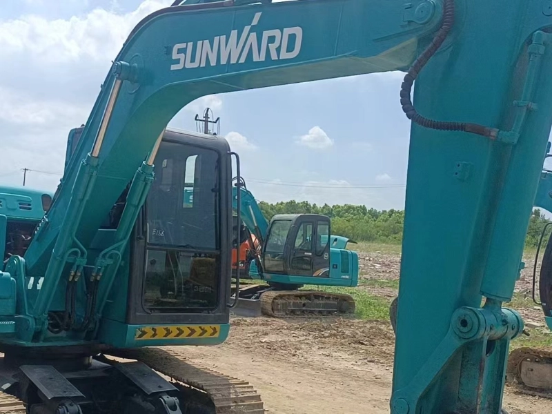 Used Sunward90 excavator1