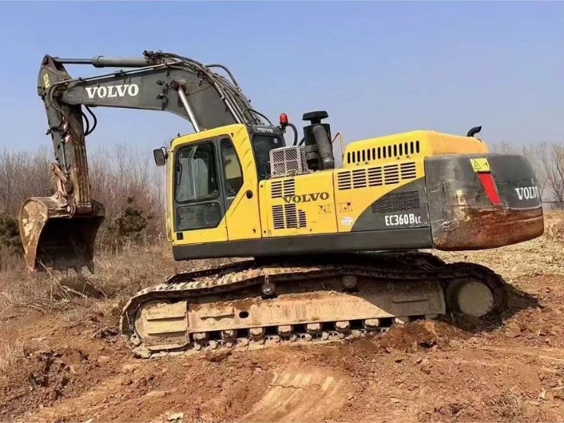 Used Volvo360 excavator1