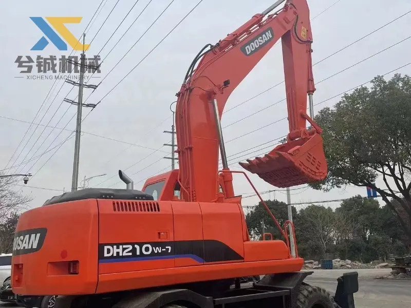 Doosan DH210W-7 Good Condition Second Hand wheel excavator