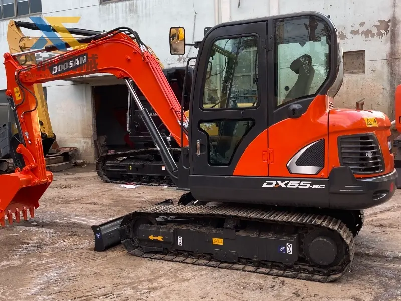 Doosan DX55-9CN Hammer Lines Excavator