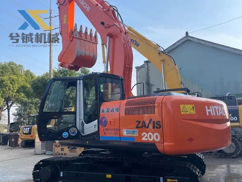 HITACHI ZX200c