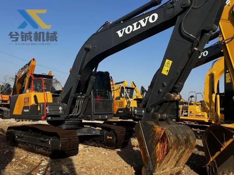 Japan Used Excavator Volvo Ec210 Excavator Earth-Moving Machinery