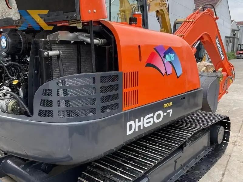 Second-Hand Doosan DH60-7 tracked excavator