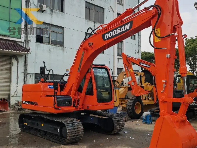 Used Doosan DX140LC Good Condition Hydraulic Excavator