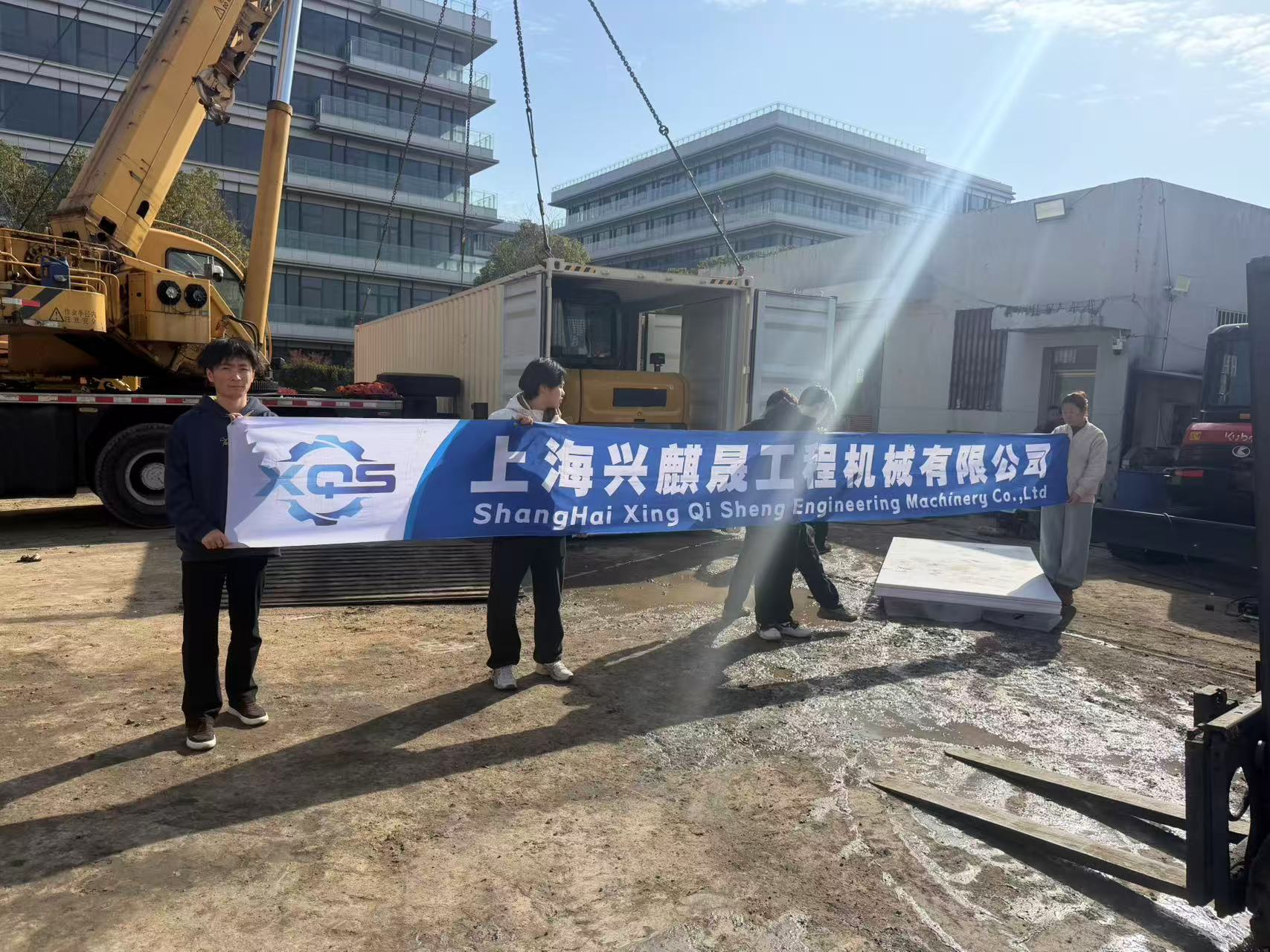 Three Units of XCMG XE60G Pro Successfully Shipped to Canada in a 40HQ Container