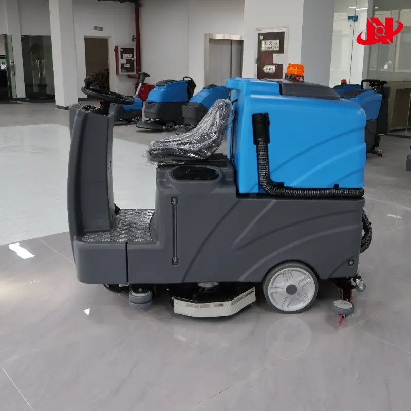 Large Ride-on Industrial Floor Scrubber