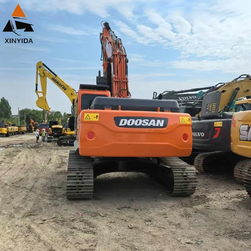 Low Price Doosan 225 Excavator Made in Korea Used Excavator in Stock for Sale