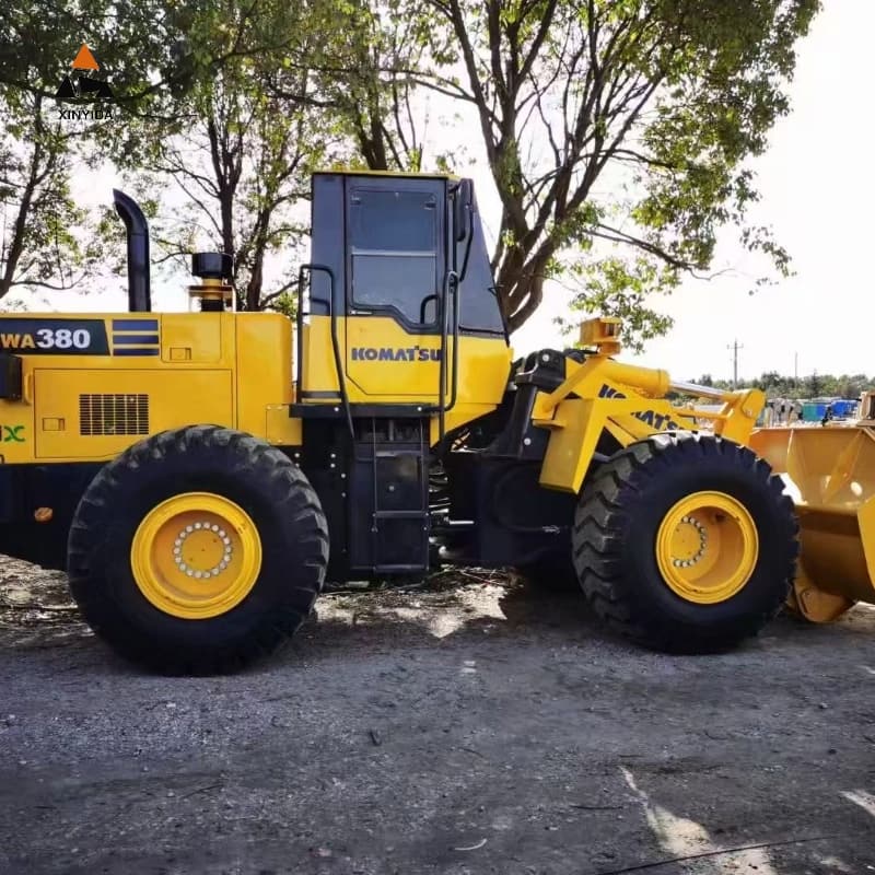 Komatsu380 Loader