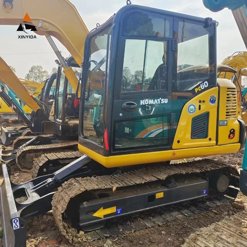 Komatsu PC60 mini excavator Used Equipment for sale