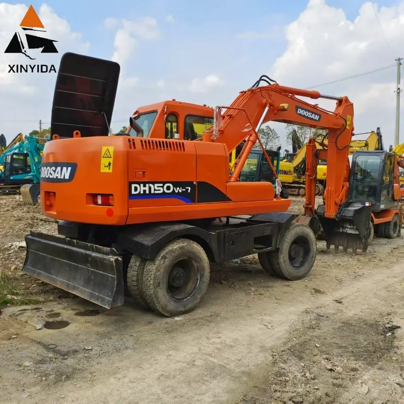 Used Doosan 150 tire excavator