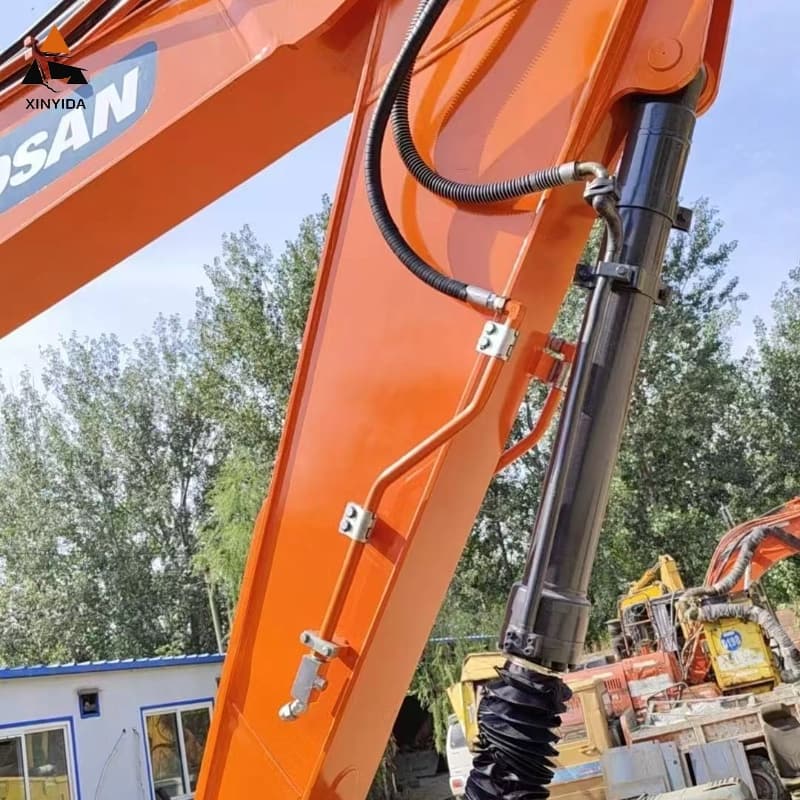 Used Extreme Doosan 300 Excavator For Sale