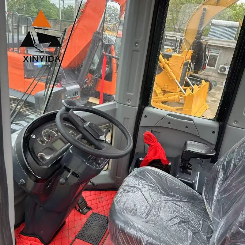 ZL50GN by XCMG: Hydraulic Quick-Change System & Reinforced Bucket for Productivity