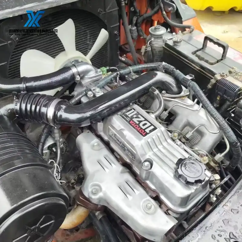 Original Used Toyota 8FD30 3 Ton Diesel Forklift Low Noise Ideal for Warehouse Handling 4