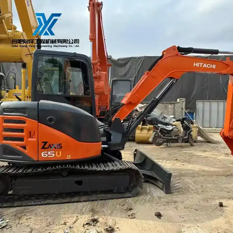 Second-Hand Hitachi ZX65 Mini Excavator Competitive Price Global Supply