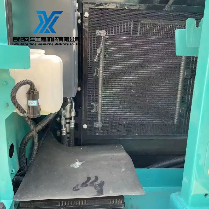 Second Hand KOBELCO SK75 Crawler Excavator Original Paint Well Maintained Equipment 3