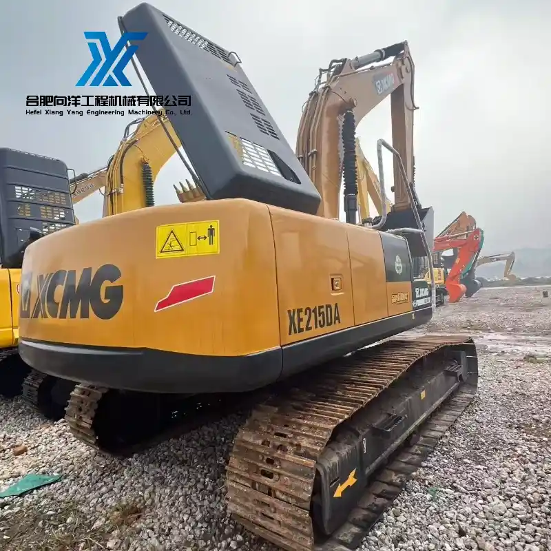 Second-Hand XCMG XE215DA Medium Excavator Stable Performance Efficient Earthmoving Equipment