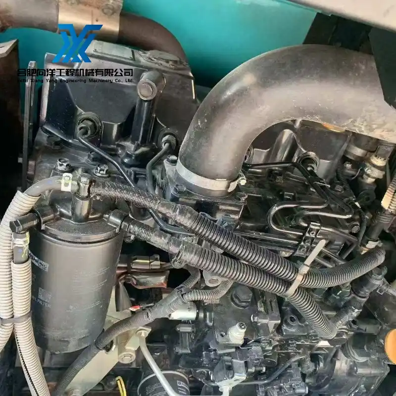 Used KOBELCO SK60 Mini Excavator Original ISUZU Engine Low Working Hours Construction Equipment 4