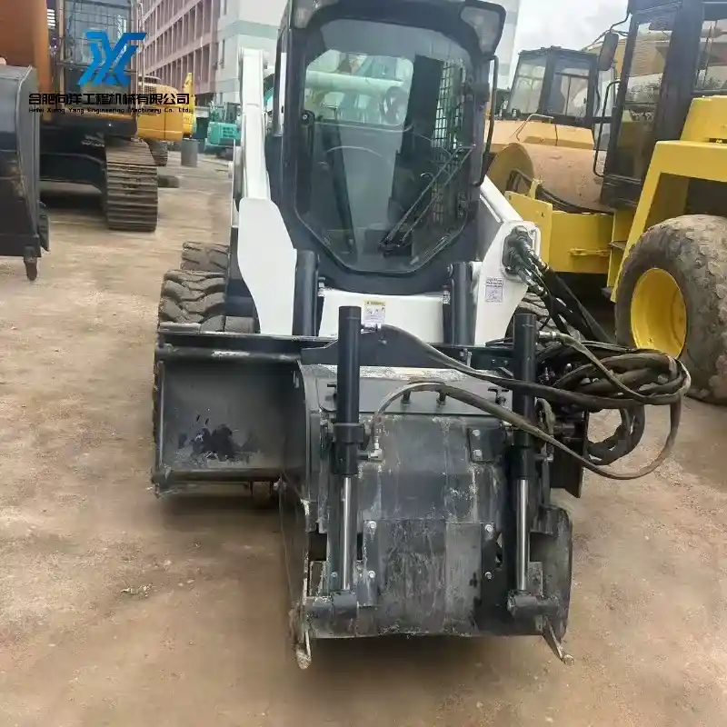 User Friendly Second hand Bobcat S750 Simple Hydraulics Effortless Maneuvering 4