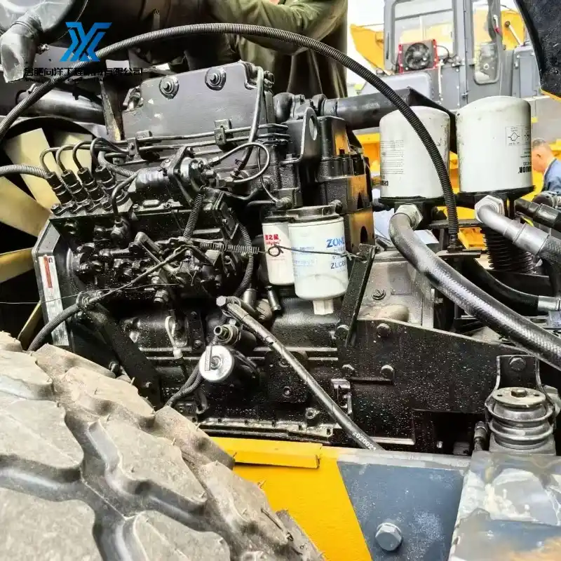 Pre Owned XCMG XS143 20Ton Efficient Pavement Compaction Machine 2