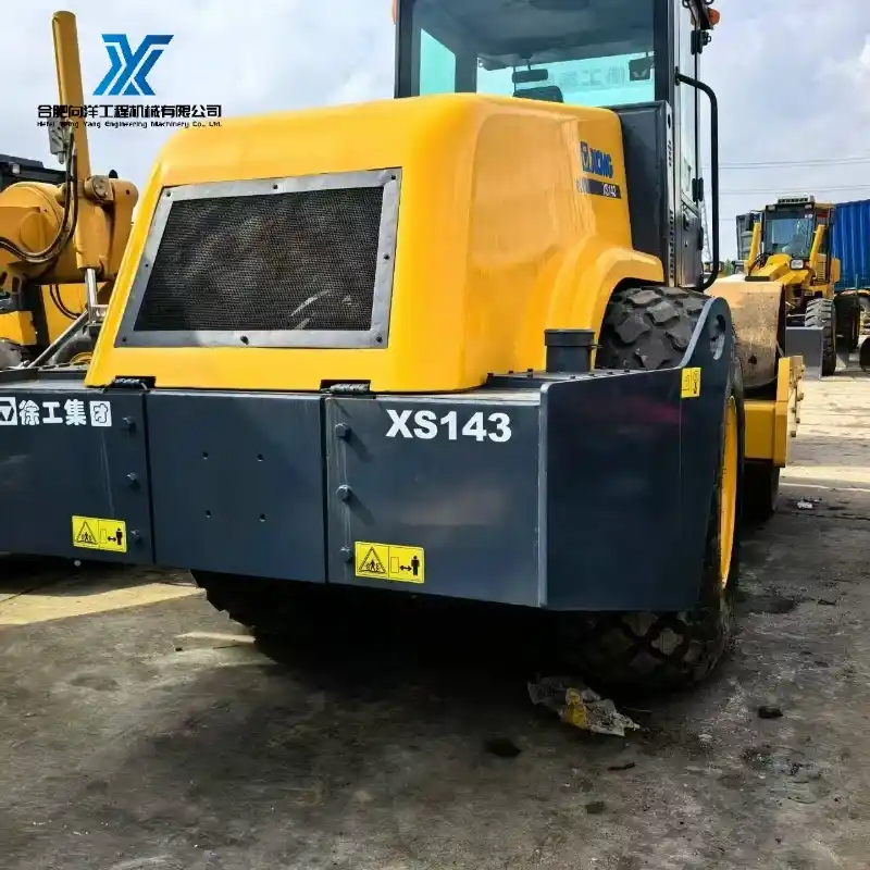 Pre-Owned XCMG XS143 20Ton Efficient Pavement Compaction Machine