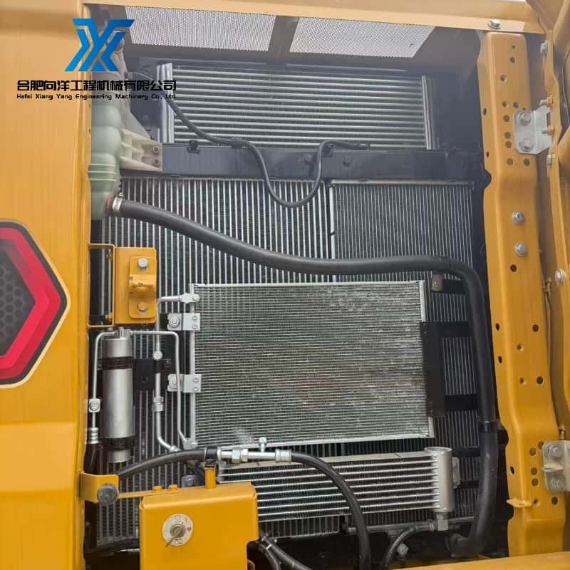 Excavadora Caterpillar 320GC Professional usada con sistema de potencia inteligente, ideal para la construcción. 6