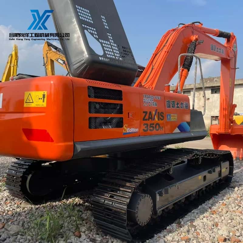 حفارة هيتاشي ZX350H مستعملة بحالة ممتازة، وزنها 35 طن، جاهزة للعمل.
