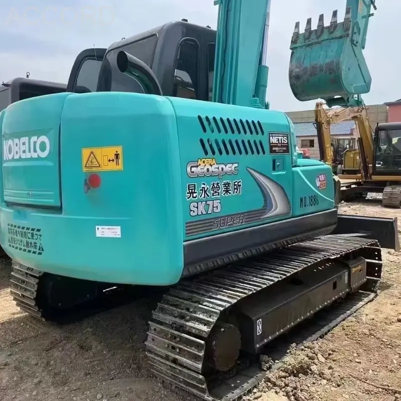 Precio de maquinaria excavadora Kobelco 75 original de segunda mano