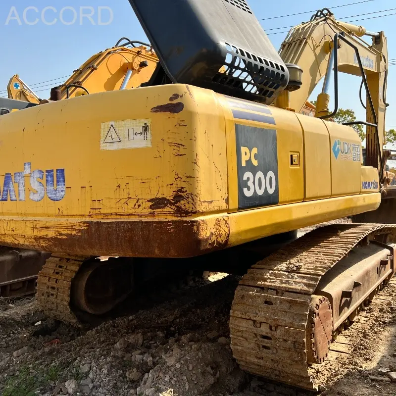 Venta de excavadoras Komatsu PC300-7 usadas de rendimiento perfecto