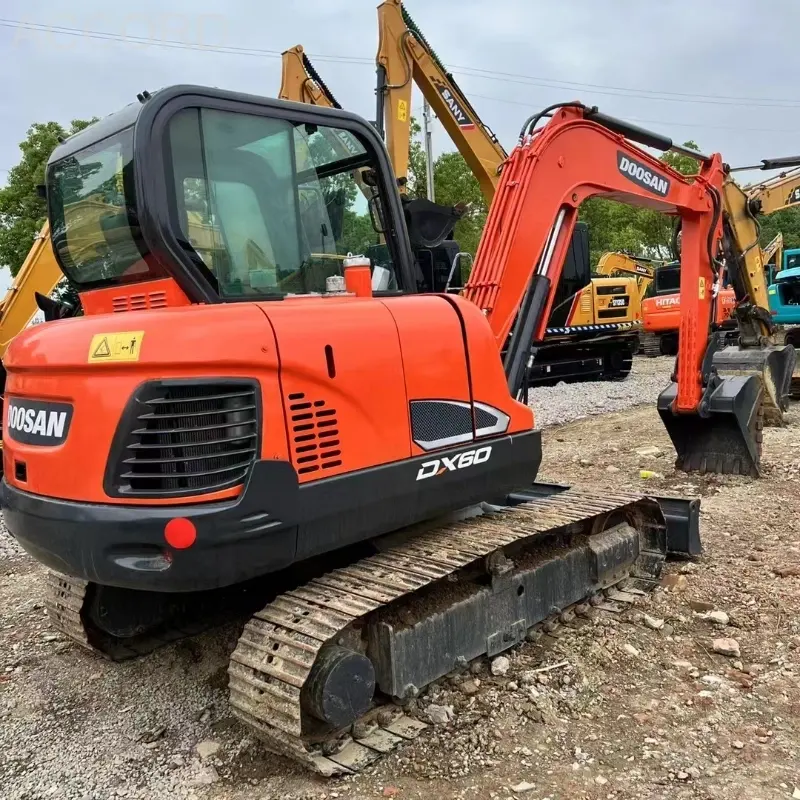 Second-hand Doosan DX60 Crawler Midi Excavators For Sale