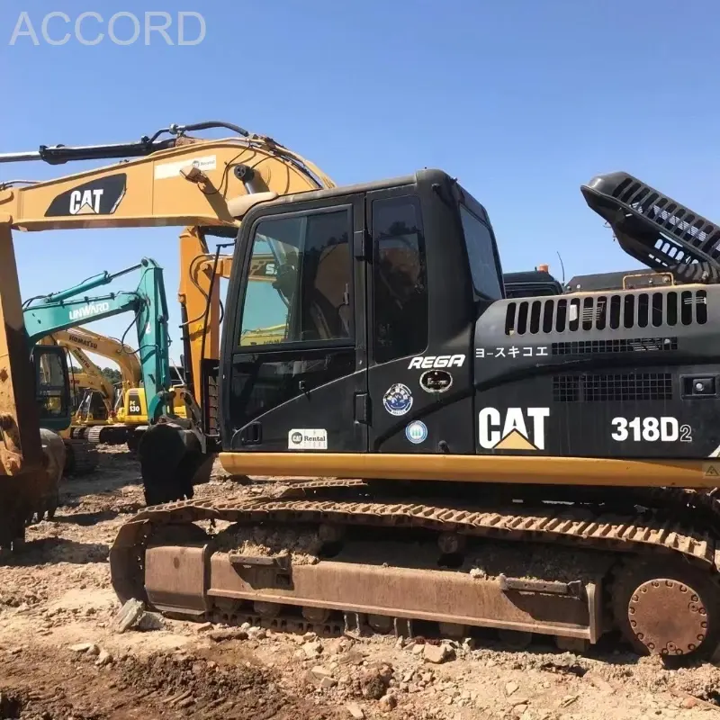 Excavadora de cadenas Caterpillar 318D usada