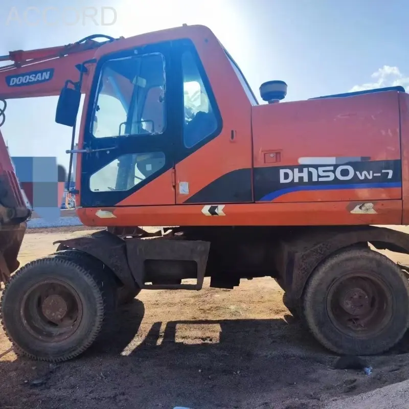 Pelle d'occasion Doosan DX150 (4)