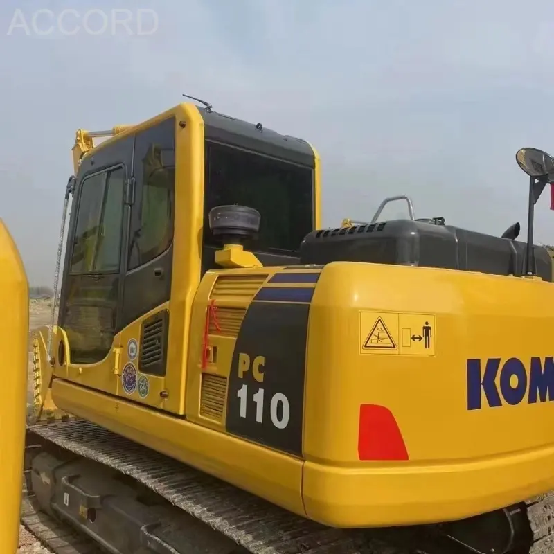 Excavadora usada Komastu 110 (5)