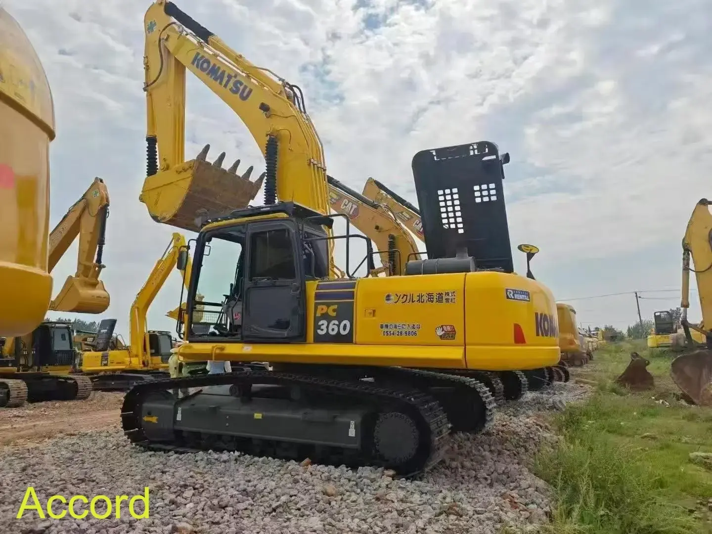 Хорошо обслуживаемый бывший в употреблении экскаватор Komatsu 360 для горнодобывающих подрядчиков