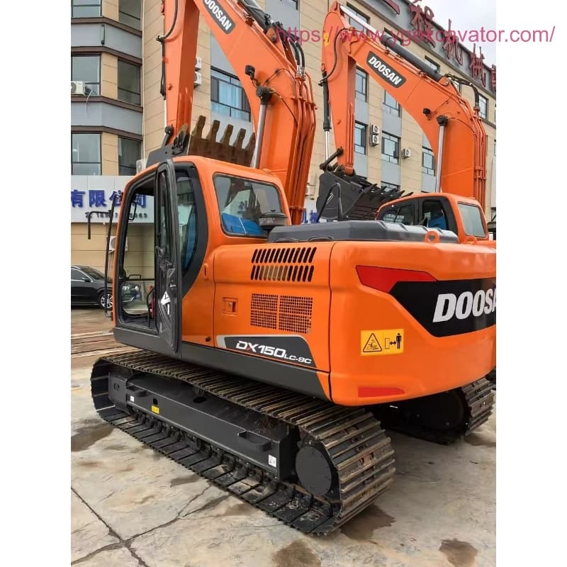 Качественный б/у гусеничный экскаватор Doosan 150