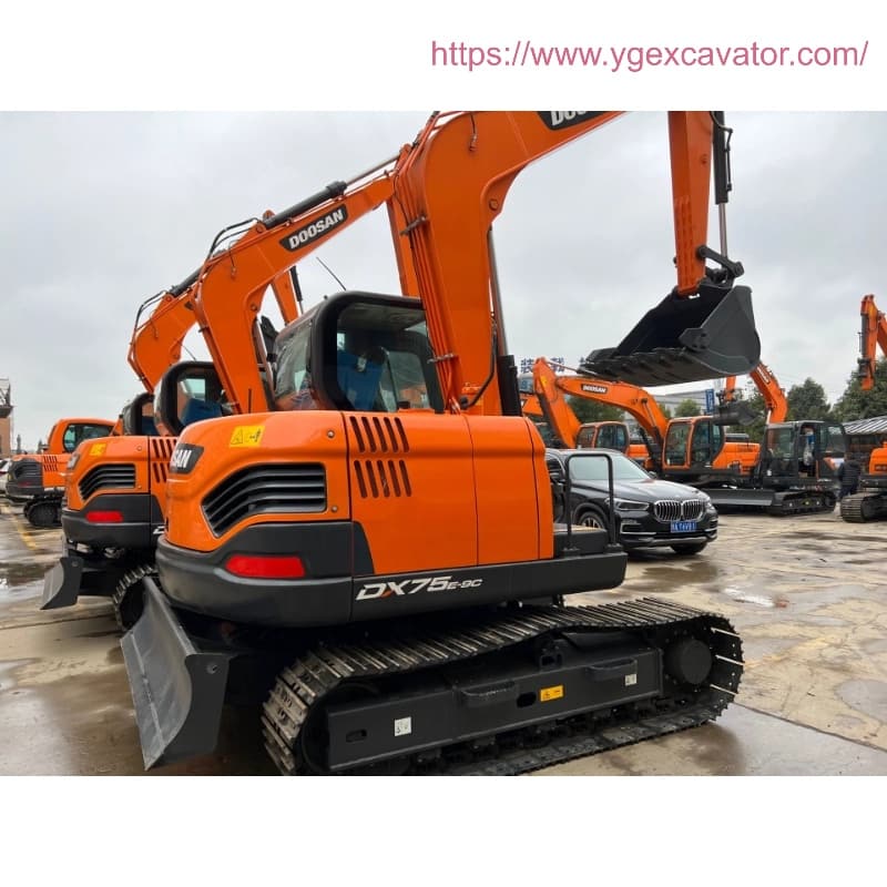 Pelle Doosan DX75 d'occasion fiable à vendre