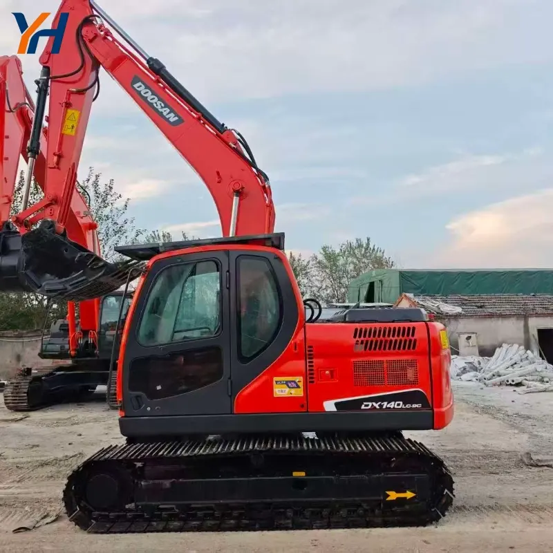 Good Condition Low Price Second-hand Doosan 140 Small Hydraulic Digger Machine
