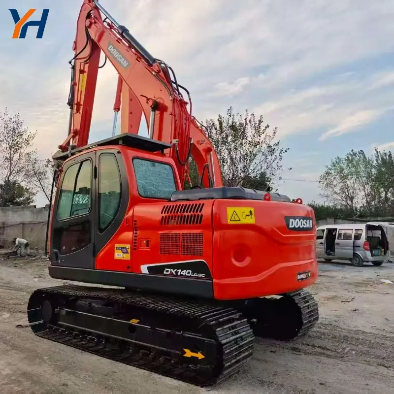 Good Condition Low Price Second-hand Doosan 140 Small Hydraulic Digger Machine