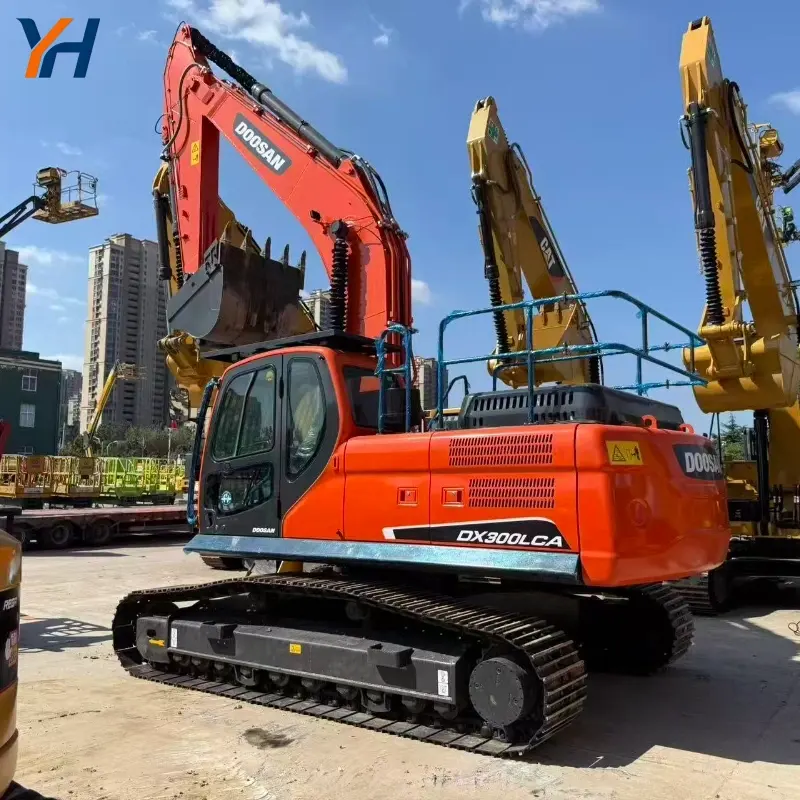 Heavy Duty Hot Sale Used Doosan 300 Large Crawler Excavator Mining Equipment