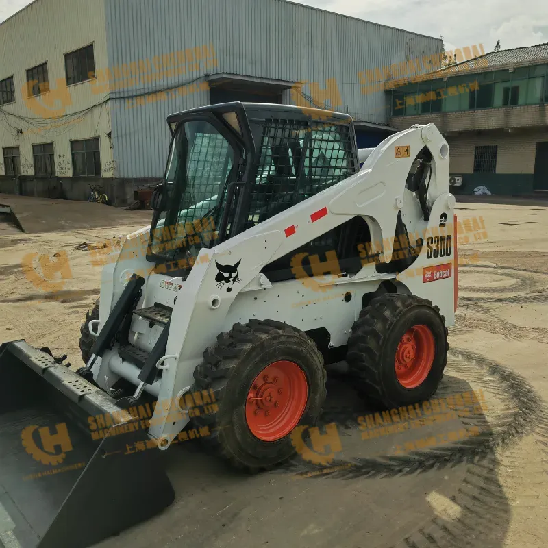 Cargadora de ruedas mini Bobcat S300 de 3,7 t