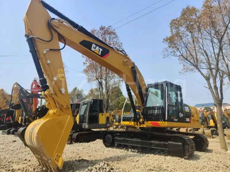 Гусеничный экскаватор Cat 320D