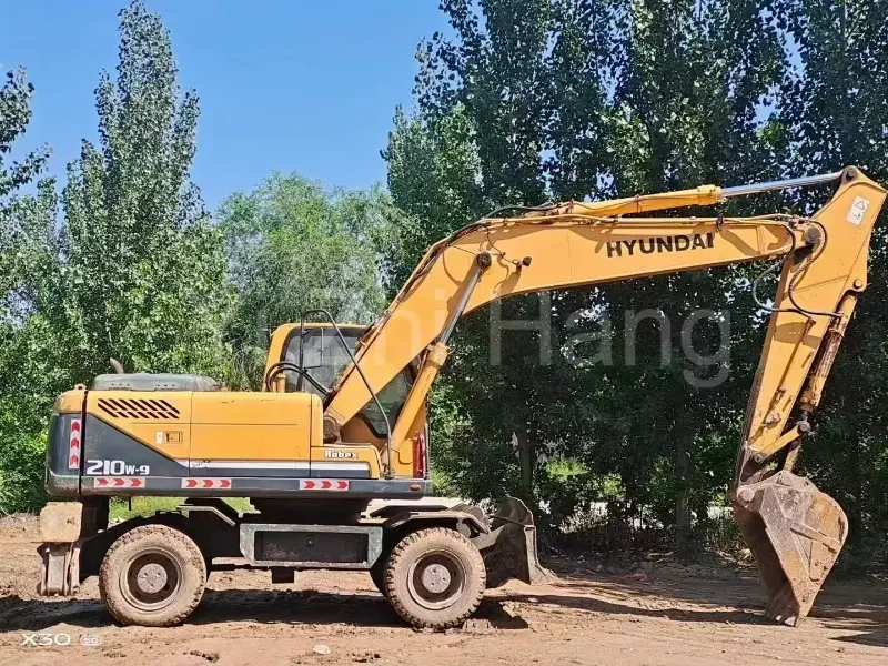 Hyundai 210 Used excavators