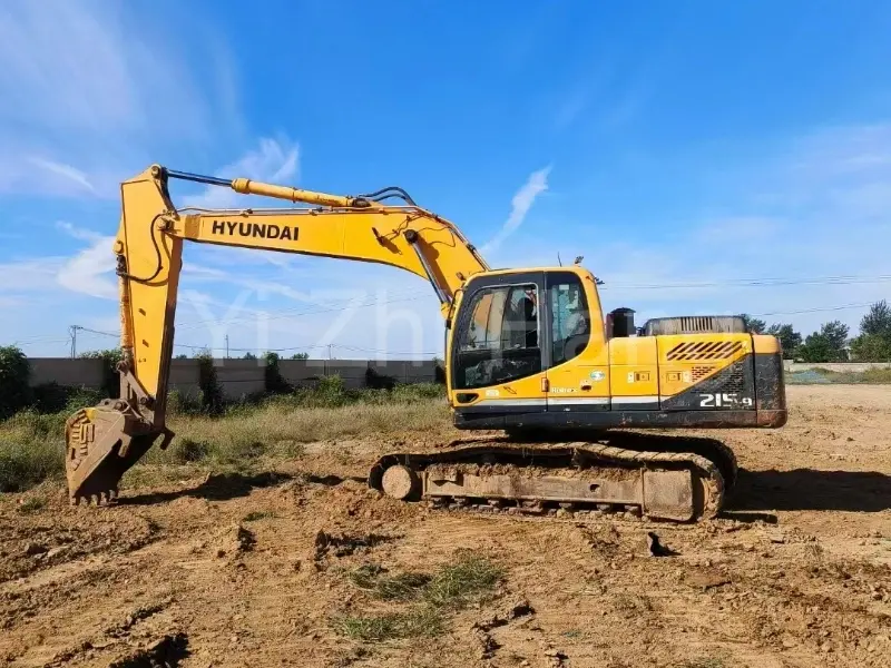 Hyundai 215 Used excavators