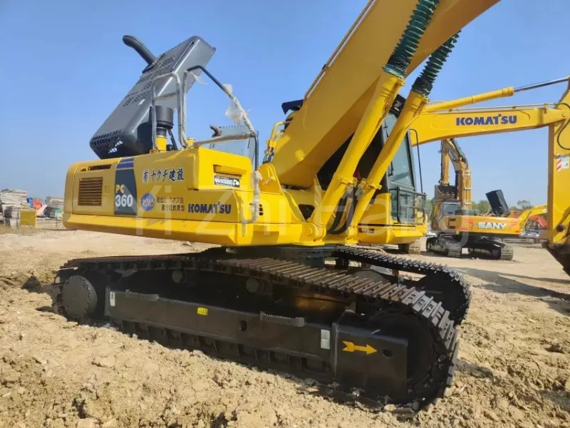 KOMATSU 360 Надежный экскаватор б/у